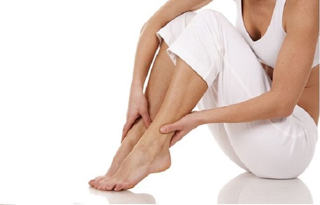 само-масажа на нозете за спречување на проширени вени